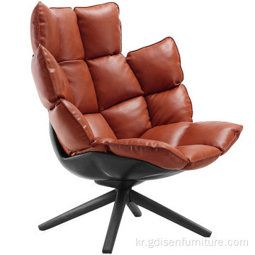 유럽의 유명한 디자인 패트리샤 우르 퀴 올라 라운지 의자